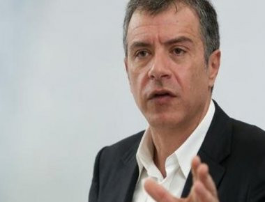 Δε θα βάλει υποψηφιότητα για Δήμαρχος ο Στ. Θεοδωράκης για το Δήμο Αθηναίων